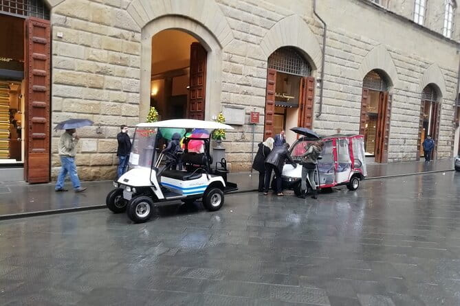 1-Hour Golf Cart Private Tour through the Center of Florence - Piazza della Repubblica and Orsanmichele