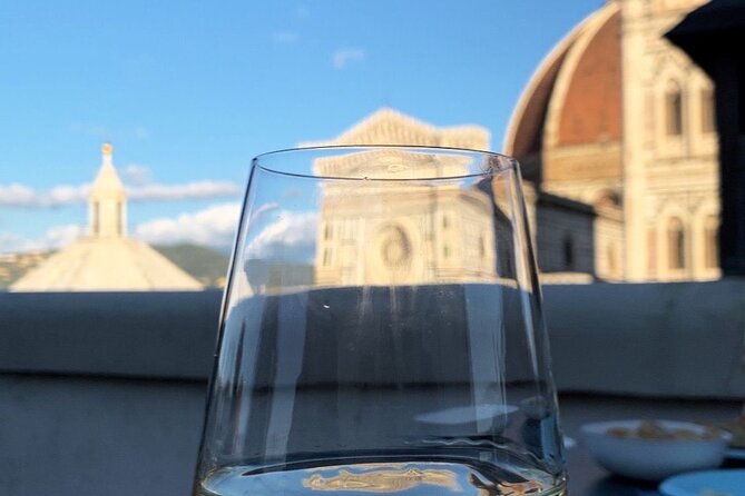 2H Private Rooftop Wine and Food Tasting Experience in Florence - Four wines, from white to red
