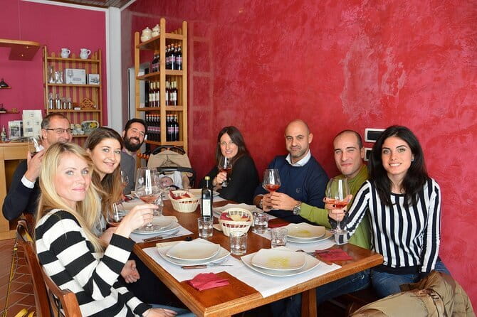 4 Wines & 2 Olive Oils Tasting in Chianti Winery with Tour - The first 30 minutes: machines, barrels, and production