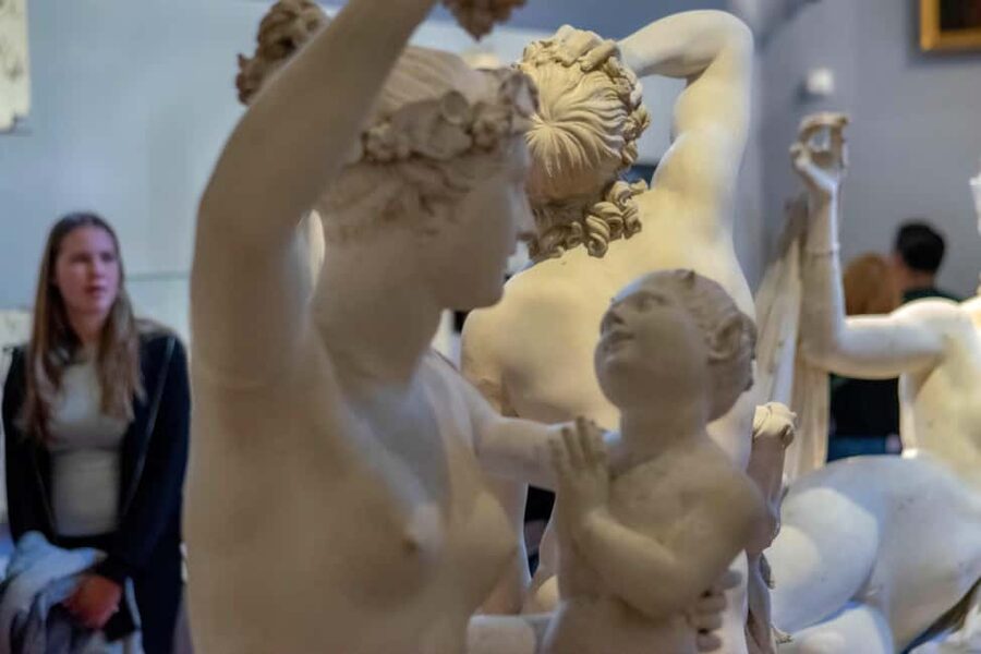 Accademia & Michelangelo's David Private Tour - Reading Michelangelo’s unfinished sculptures