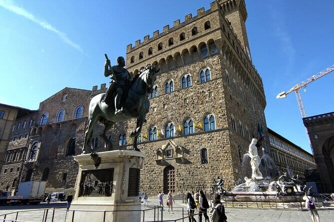 Art, Medicis and Renaissance. Explore Florence with Vincenzo - A Florence introduction built around power and art