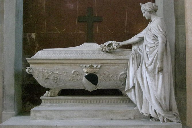 Basilica Santa Croce: Walking Among the Masters of Florence - The 1966 flood and damaged works