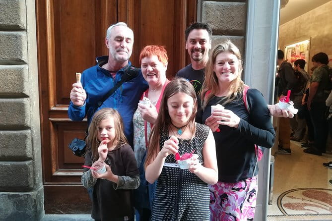 Best of Florence Treasure Hunt Tour for Kids & Families - How the private format affects the value