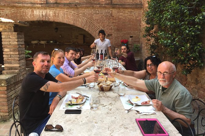Brunello di Montalcino, small biodynamic wineries - Two small wineries, with wine beyond Brunello