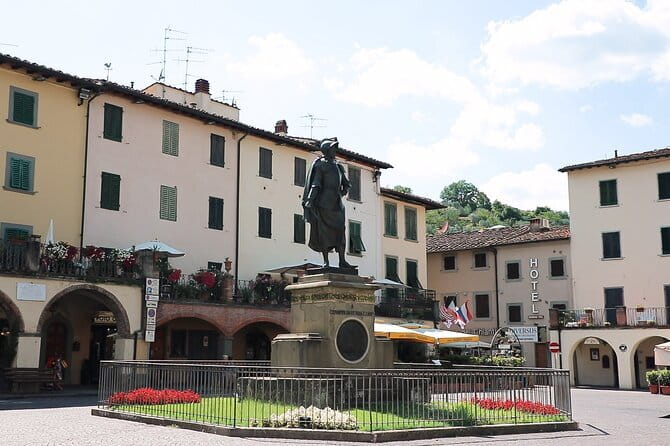 Chianti Hills: App‑Guided e‑Vespa Tour + Lunch in Greve - Montefioralle, a medieval village with time to spare