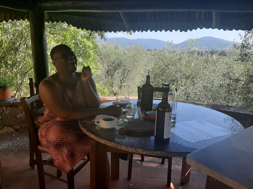 Chianti Organic wine tasting - A Tuscan table in the garden or home