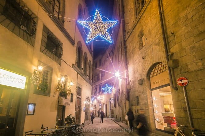 Christmas Lights Private Photo Tour in Florence - Starting at Piazza della Repubblica