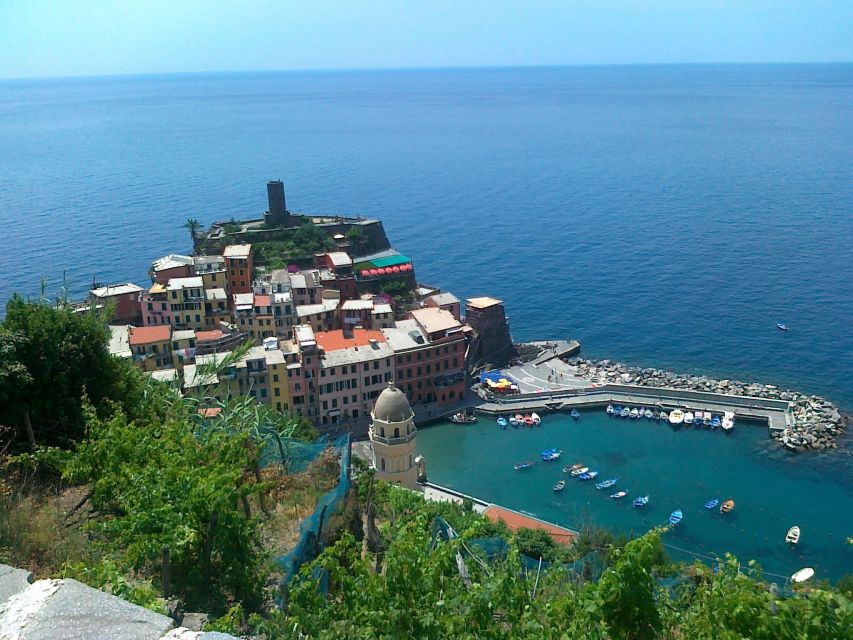 Cinque Terre Private Day Trip from Florence - Crossing Tuscany and passing the Carrara quarries