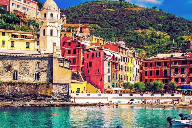 Cinque Terre Vibes with Postcard Perfection and Lunch Treats - Why this Florence day trip works
