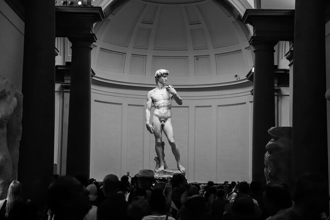Combo Privado : Accademia, paseo por la ciudad y Galeria Uffizi - Who should book this afternoon