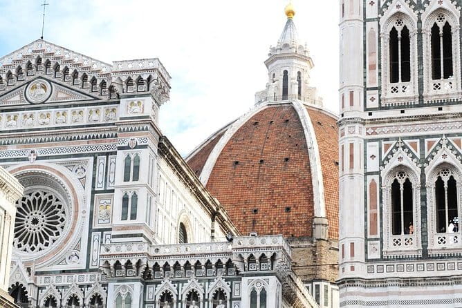 Complete Florence Full Day Guided Tour Uffizi David & walk Pickup - Ponte Vecchio: a short walk with a useful story