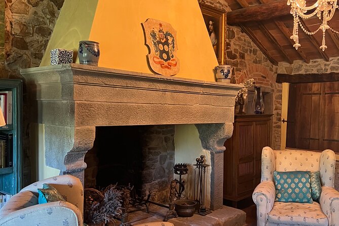 Cooking Class for Pasta Lovers in Florence Country House - The meal on the terrace