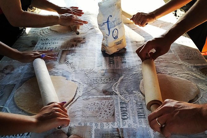 Cooking Class in a Real Tuscan Farmhouse - Getting there and planning the morning