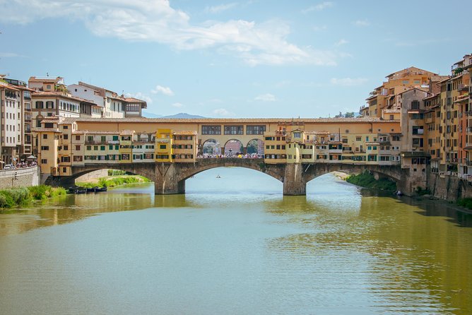 Dan Brown’s INFERNO Walk with a Local - Crossing the Ponte Vecchio
