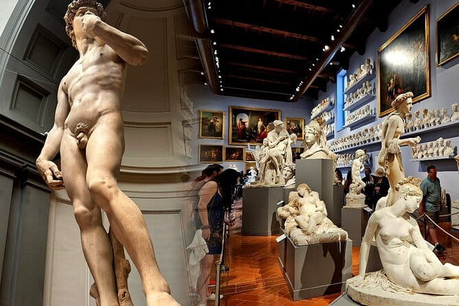 David & Accademia Gallery Florence Private Tour with Local Guide - Why David deserves more than a quick photograph