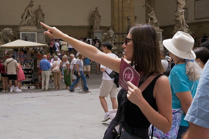 David & Duomo: Accademia & Skip the Line Exclusive Dome Access - Walking the Duomo terraces