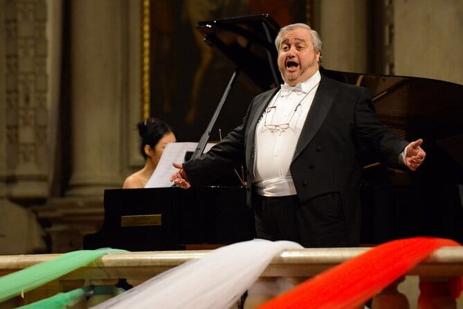 Dinner and Concert with "Three Tenors": A Real Italian Experience - What the performance does best