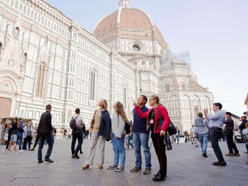 Discover Florence Walking Tour: Guided Tour - Piazza Pitti and the later Medici court