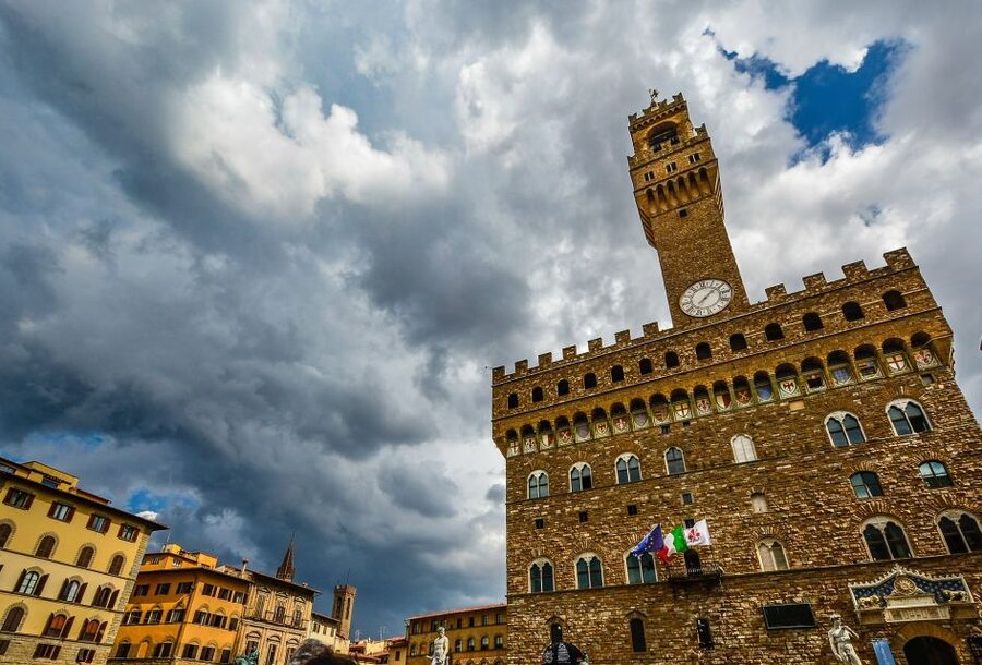 Discover Uffizi and Palazzo Vecchio: Half Day Guided Tour - An Early Start That Pays Off at the Uffizi