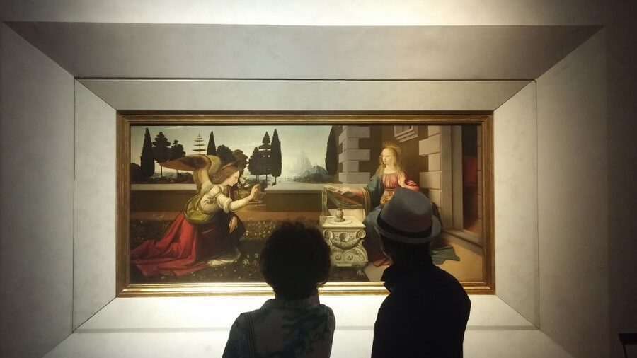 Discover Uffizi and Palazzo Vecchio: Half Day Guided Tour - Group Size, Pace, and Physical Comfort