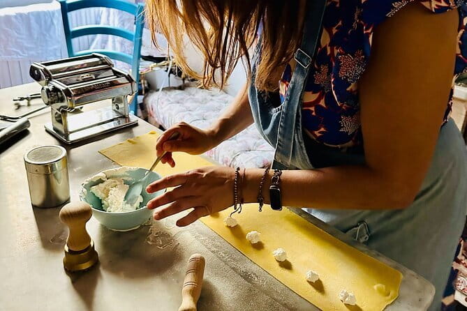 Dolce Vita by Day Market Tour & Pasta Making Class - Balancing the strongest features with the drawbacks
