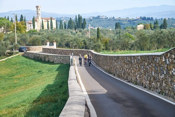 E-bike Chianti Classico & Tuscany tour with Wine & Lunch at Farm - From Via del Campuccio to Florence’s best wide-angle views