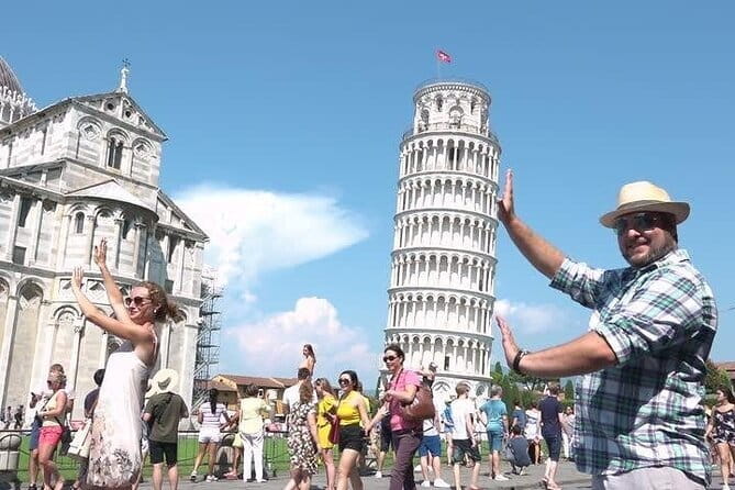 Exclusive Pisa Tour from Florence: With Skip-the-Line Access - Entering Pisa through Porta Santa Maria