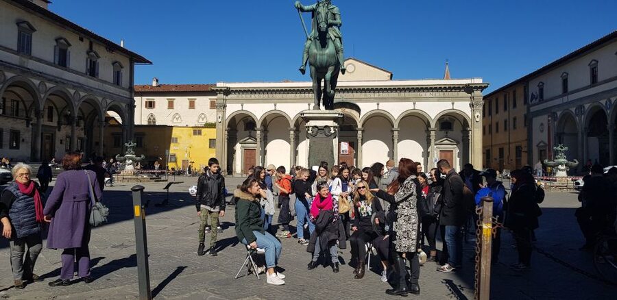 Florence: 2-Hour Sightseeing Tour by Electric Scooter - Piazza della Repubblica and the return to the cathedral