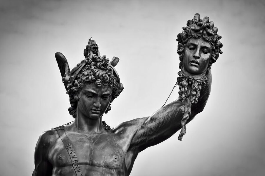 Florence: 2-Hour The Secrets of the City Walking Tour - Stories of mysteries, motives, and tragedy