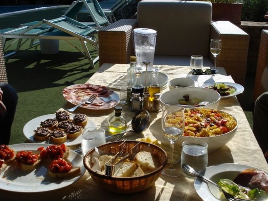 Florence 5-Hour Picnic Tour in a Vintage Fiat 500 - Why the Fiat 500 is the real star