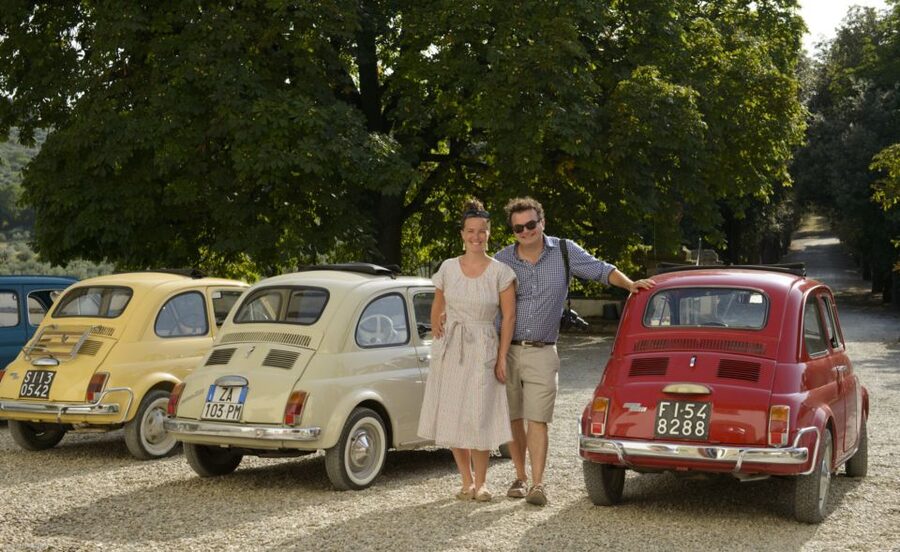 Florence 5-Hour Picnic Tour in a Vintage Fiat 500 - Pool access adds useful downtime