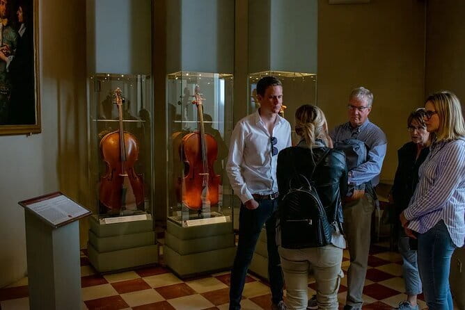 Florence Accademia Gallery & David Small Group Tour - Fast-track entry at the Accademia Gallery