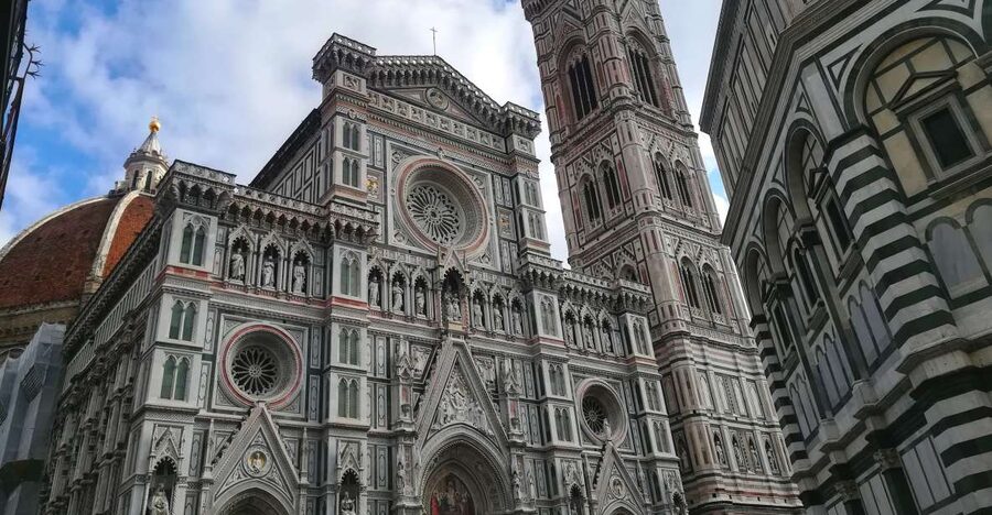 Florence: Accademia Gallery & Duomo Guided Tour - Finding the Accademia meeting point