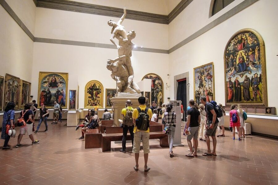 Florence: Accademia Gallery Private Tour - Meeting your guide on Via Ricasoli