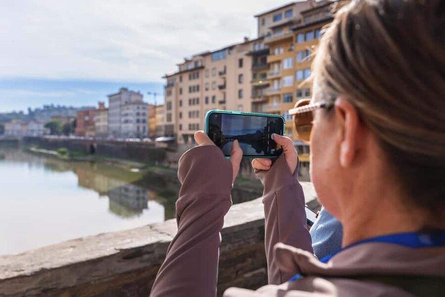 Florence: Accademia Gallery Ticket with APP Guide - How the audio app works in practice