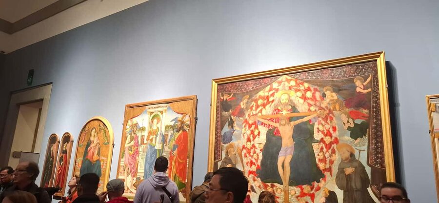 Florence: Accademia Gallery Ticket with APP Guide - Choosing the optional Florence walking tour