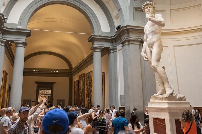 Florence Accademia Gallery Tour & Skip-the-Line Tickets Included - Why David is worth seeing in person