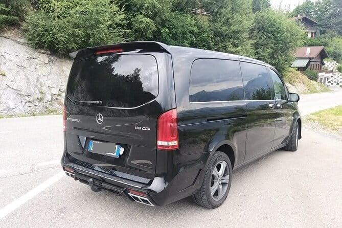 Florence Airport (FLR) to Florence hotels - Arrival Private Transfer - The drivers make the biggest difference