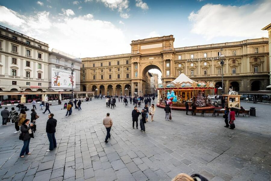 Florence: Audio Guided Walking Tour led by Tour Leader - What the $16 Florence walk actually delivers