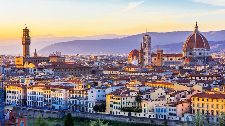 Florence Audioguide - TravelMate app for your smartphone - The Cathedral, San Lorenzo, and Orsanmichele