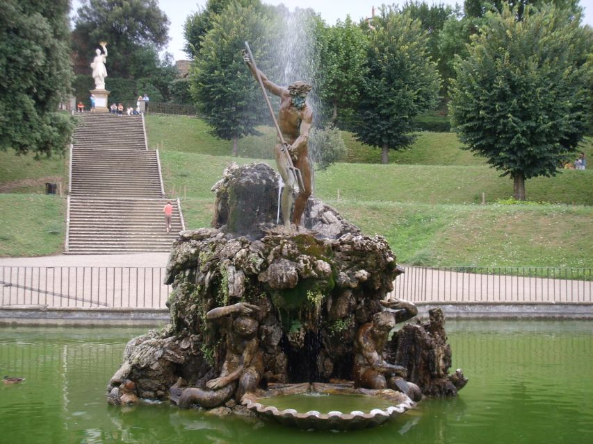 Florence: Boboli The Medici Gardens & Hidden Messages - Following the Medici idea of a royal garden