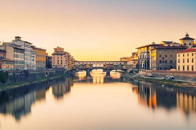 Florence by golf Cart Piazzale Michelangelo - Starting near Florence’s Central Market