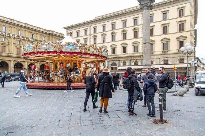 Florence by Night Guided Walking Tour:Duomo Old Bridge & All Must-See Highlights - Santa Croce begins the story with Michelangelo