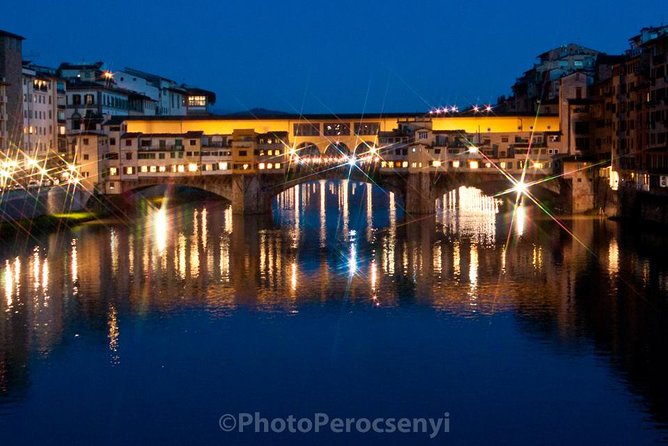 Florence by Night Photo Tour with a Professional Photographer - Uffizi views and architectural angles