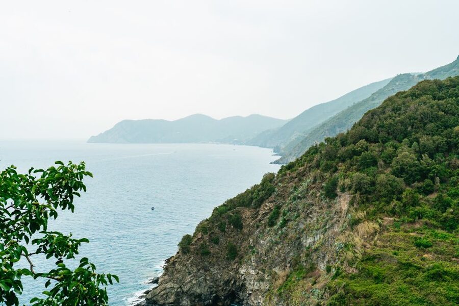 Florence: Cinque Terre Day Trip with Optional Hike - What to pack and who should skip it