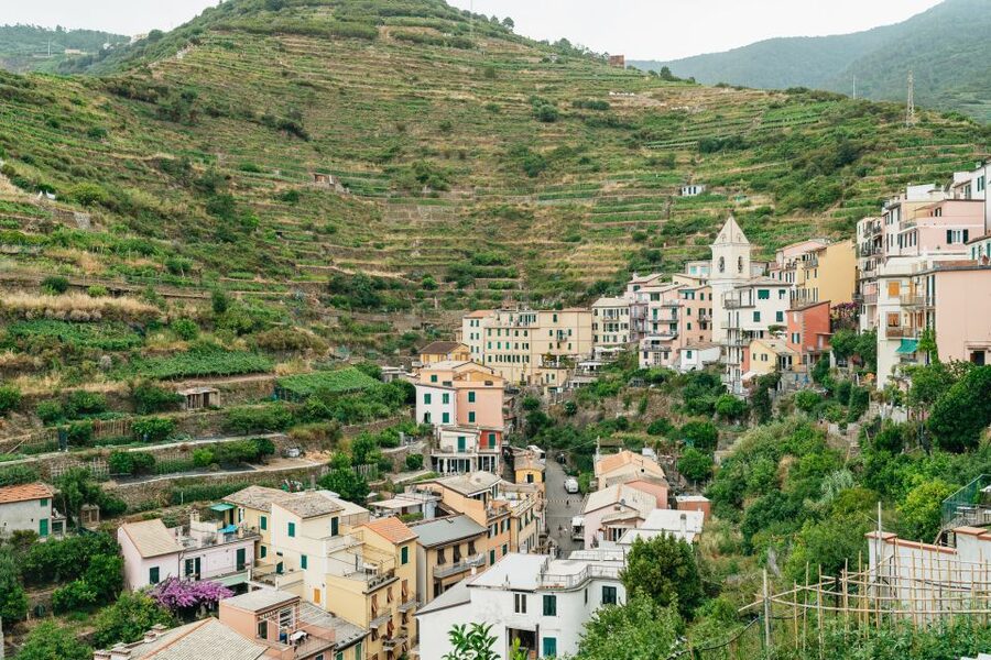 Florence: Cinque Terre Day Trip with Optional Hike - Manarola, the first taste of Cinque Terre