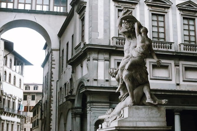 Florence City Center w/ Accademia & David Semi-Private 8ppl Max - David first, then Florence on foot