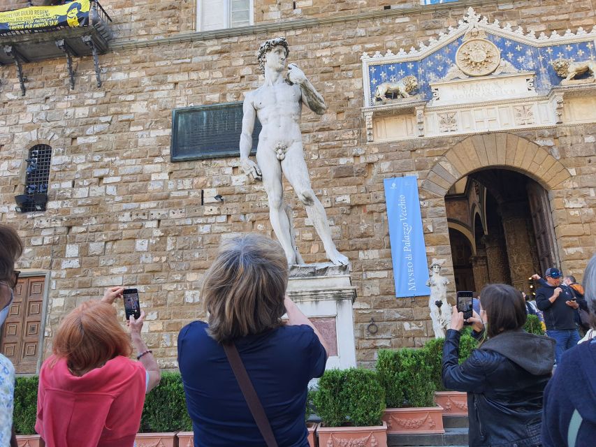 Florence: City Highlights and Street Food Walking Tour - Guides, stories, and practical local advice