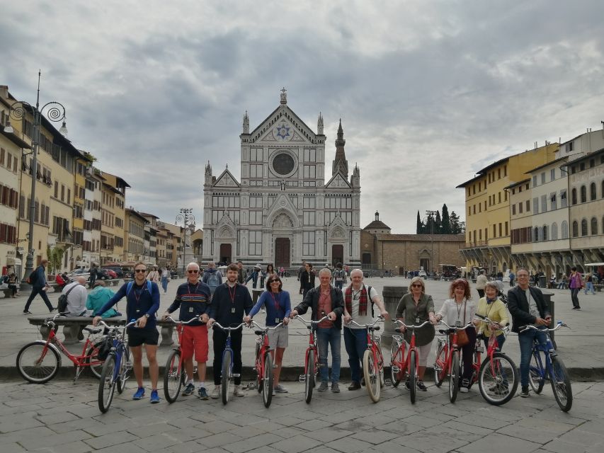 Florence: City Highlights Bike Tour - Piazza della Repubblica and the shopping streets