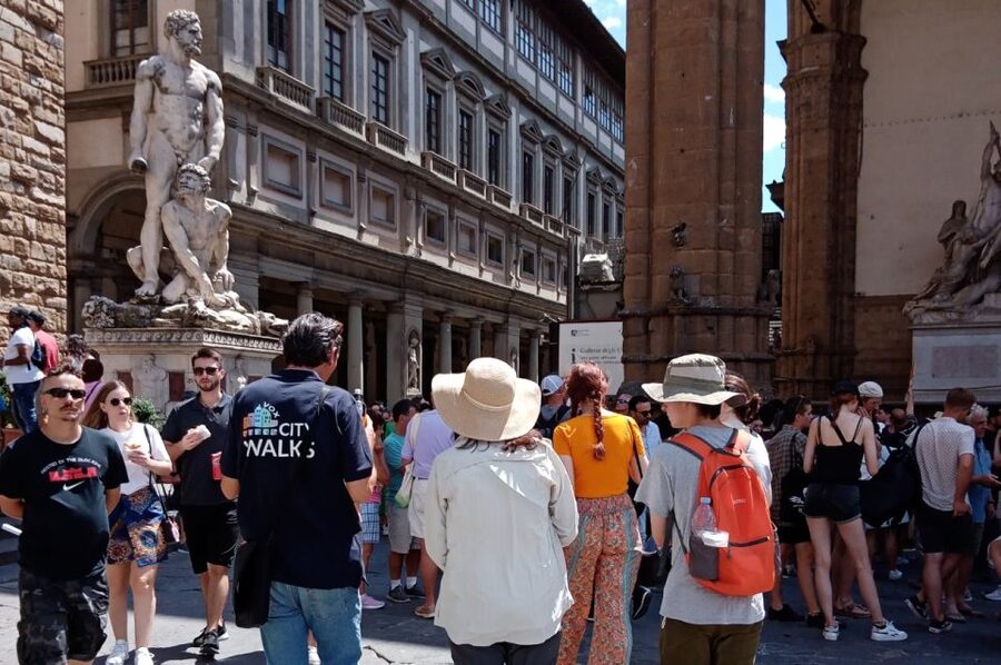 Florence: City Highlights & Historic District Guided Tour - The Duomo complex in one concentrated stretch
